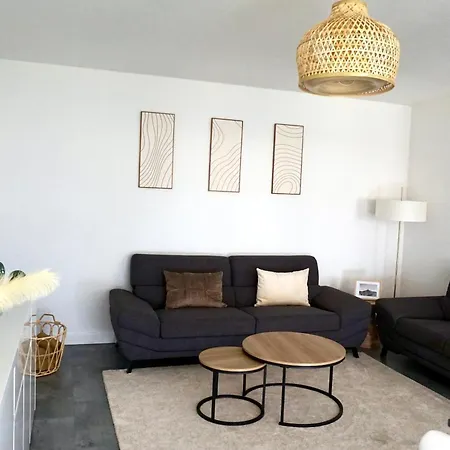 Apartment Longchamp *